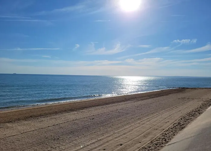 A 50 M De La ! Hermanville-sur-Mer