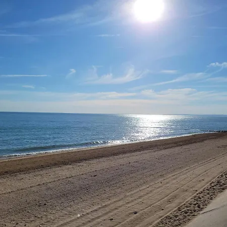 A 50 M De La ! Hermanville-sur-Mer