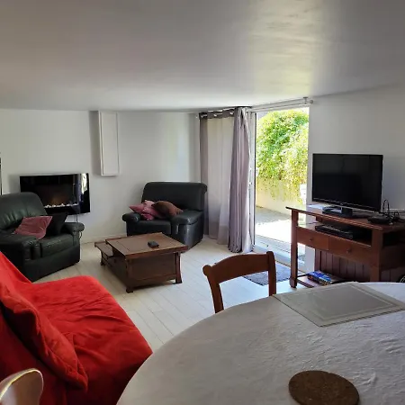 A 50 M De La ! * Hermanville-sur-Mer